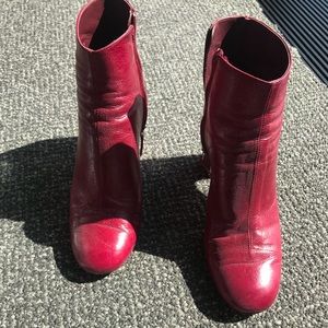 Zara Shoes - Zara boots in leather! Size 41 Zara Shoes - Zara boots in leather! Size 41